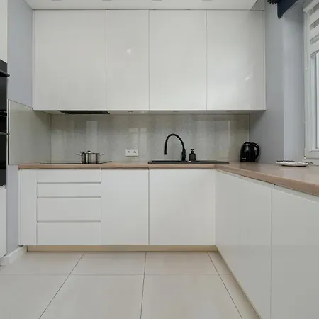 Przestronny & Elegancki W Gdyni Z Parkingiem I Wanna By Renters Gdynia